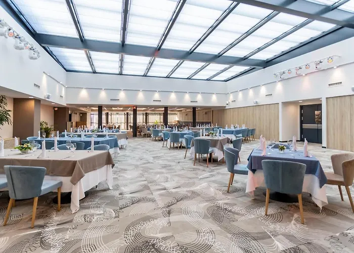 ホテル Bulgaria 4*